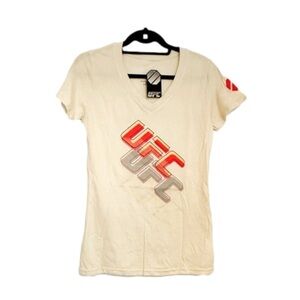 NWT UFC Women’s Cream V-Neck Graphic Tee Logo Short Sleeve Athletic Top Medium